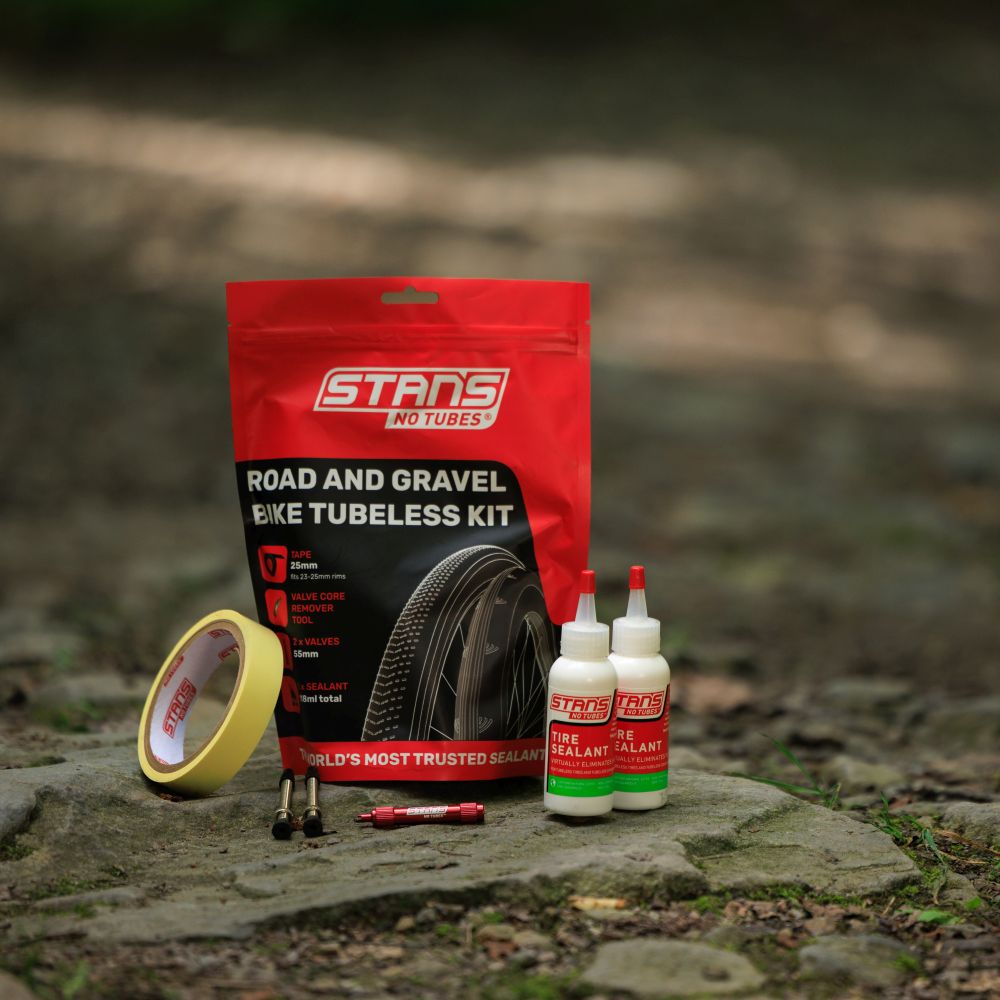 STAN'S TUBELESS KIT - ROAD