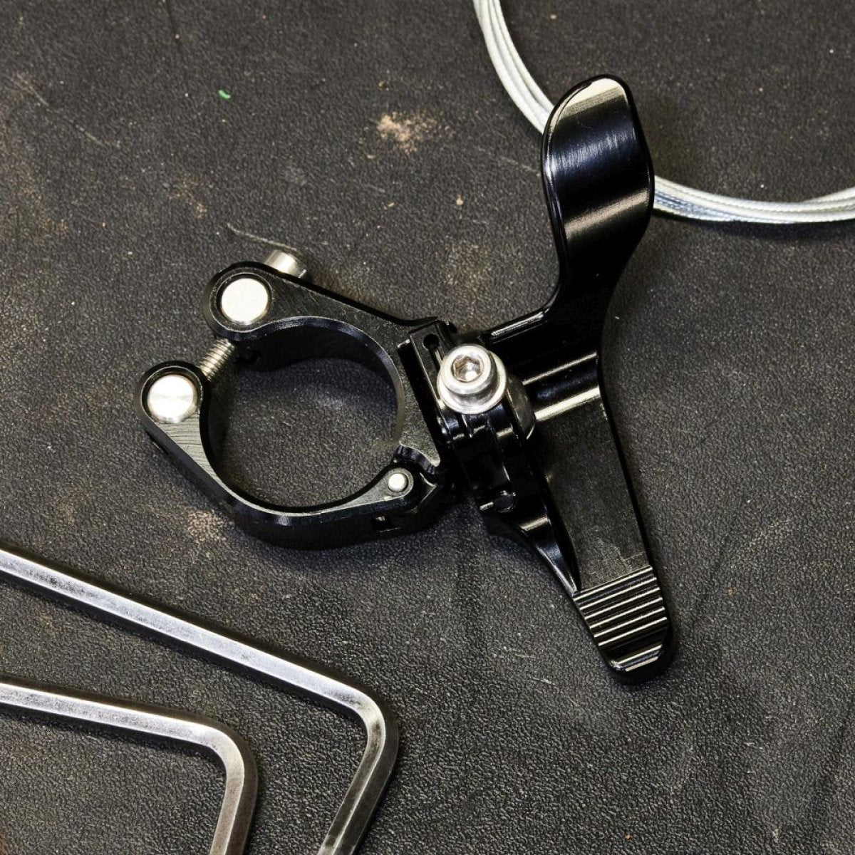 REMOTE DROPPER LEVER - DROP BAR
