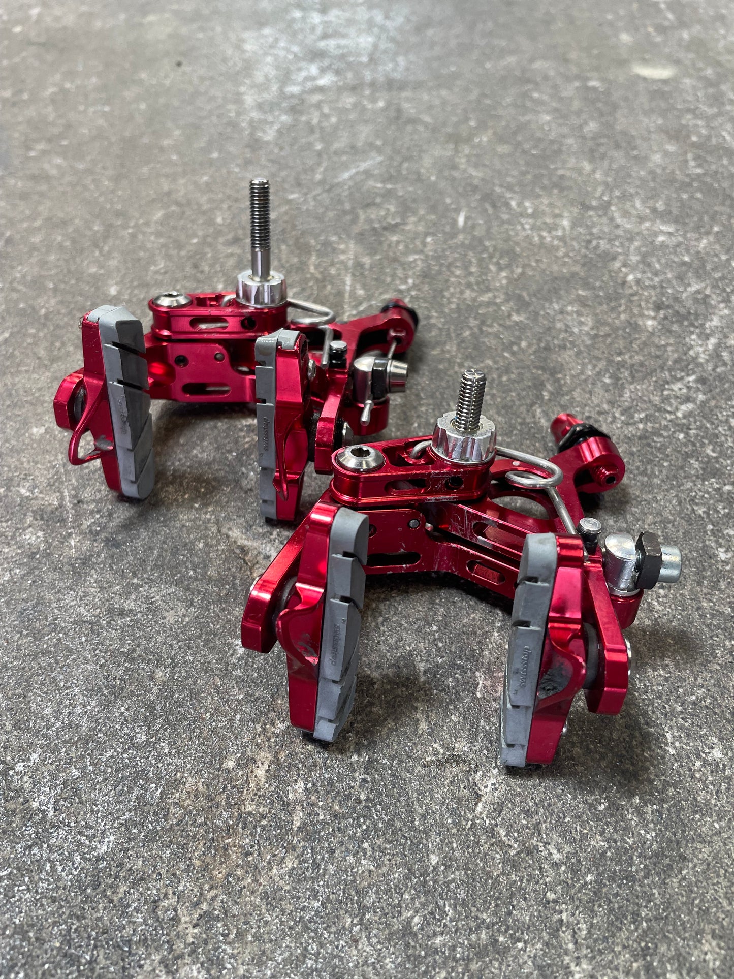 TRP R960 Dual Pivot Caliper Brakes – Used, Excellent Condition