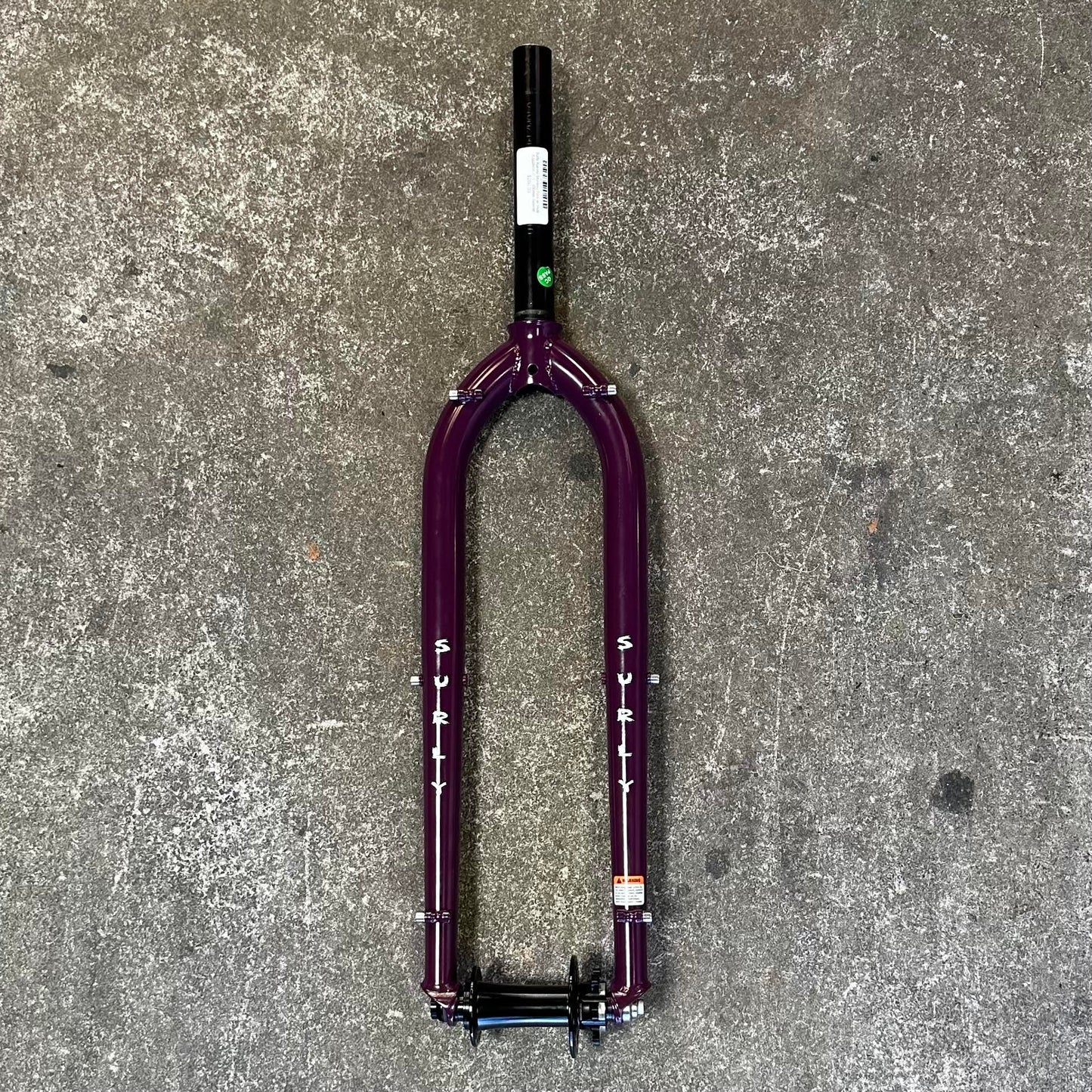 Surly Karate Monkey Fork w/ Hub - Eggplant 27.5 - 200mm Steerer