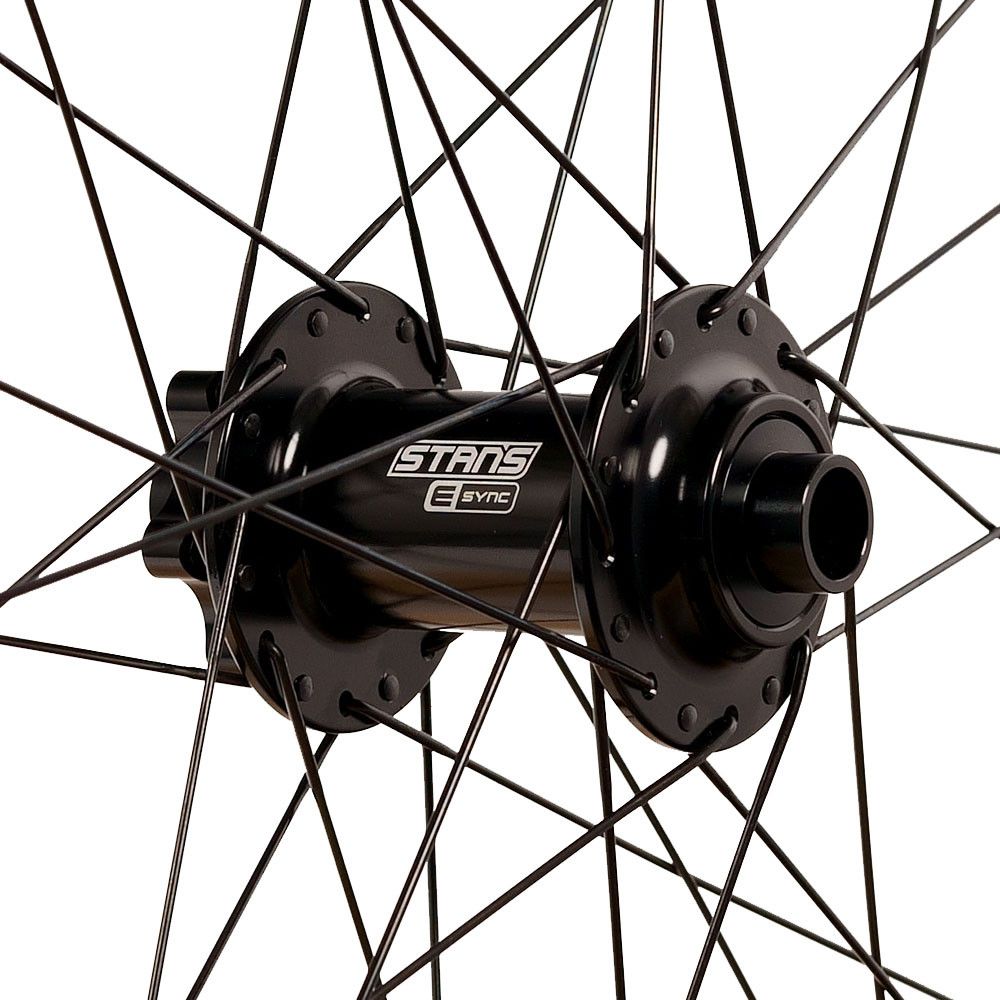 FLOW EX3 ON E-SYNC MTB WHEELS