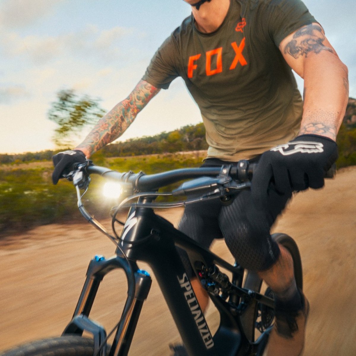 KNOG BLINDER E 2300 FRONT LIGHT - EBIKE SPECIFIC
