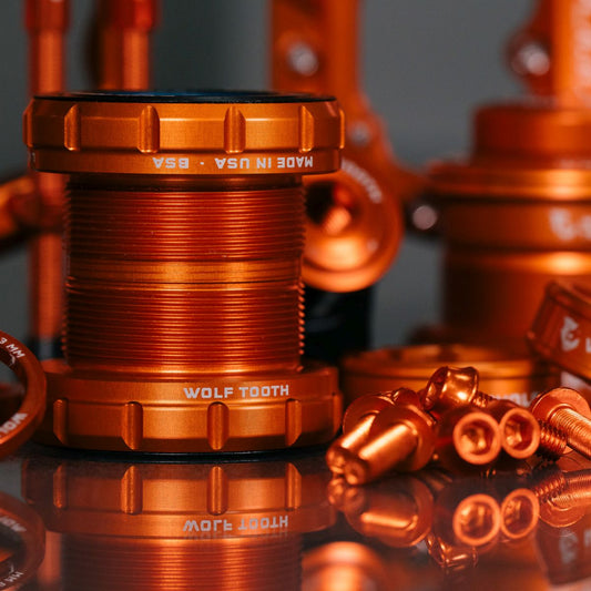 WOLF TOOTH BOTTOM BRACKET - BSA THREADED - 30MM SPINDLE