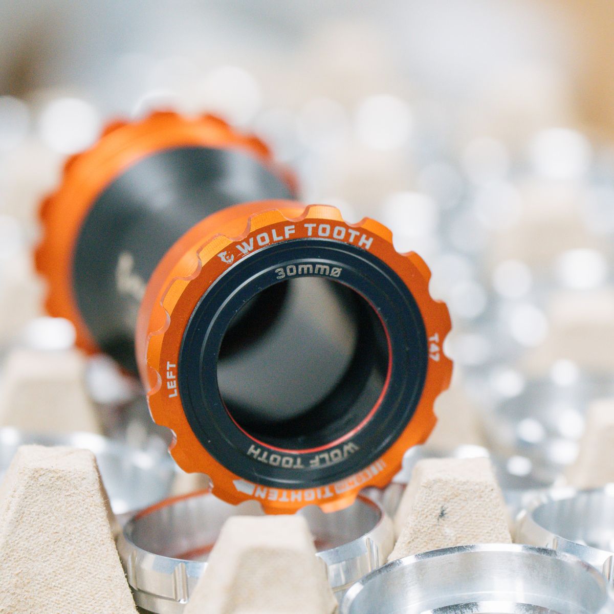WOLF TOOTH BOTTOM BRACKET - T47 INTERNAL - SRAM DUB SPINDLE