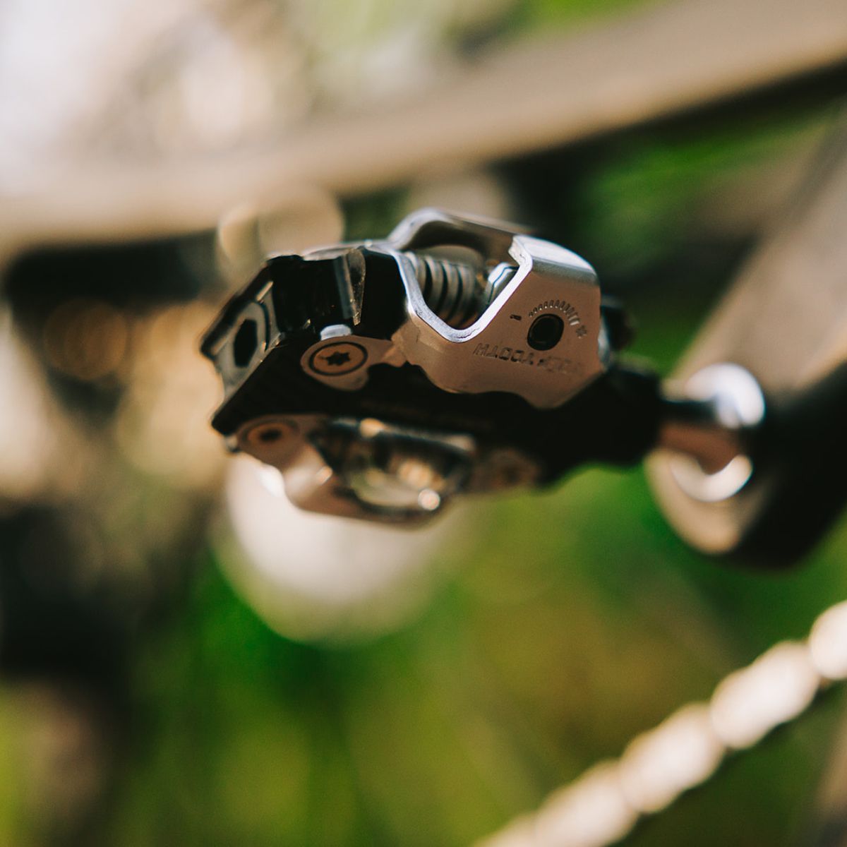 WOLF TOOTH ALT XC CLIPLESS PEDALS