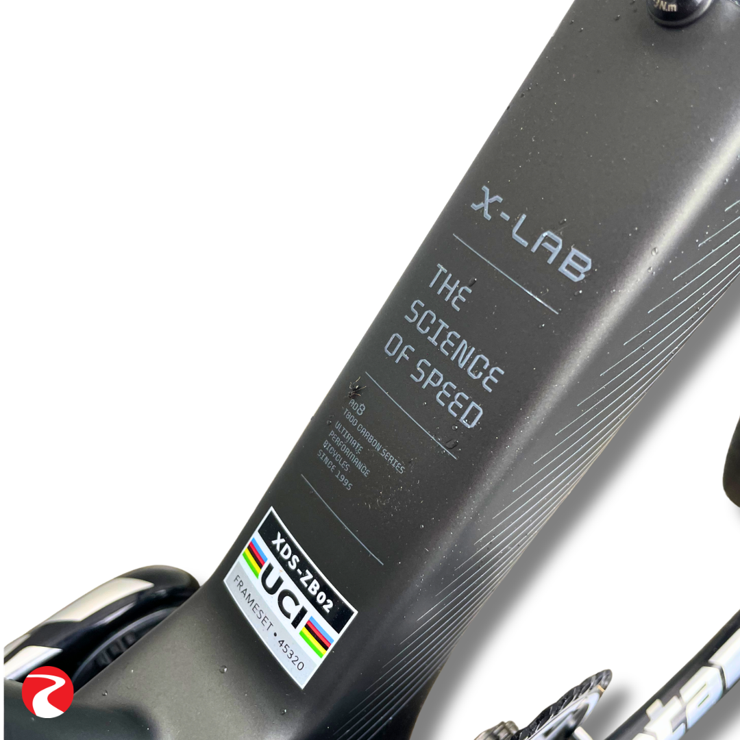 X-LAB AD8 105 Di2 Strata Grey/Black