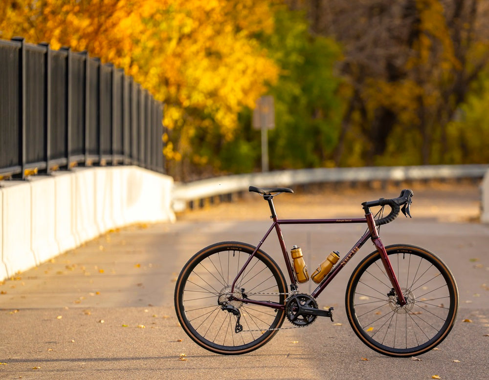 Surly Midnight Special Bike Spec 1 Black Cherry Fizz