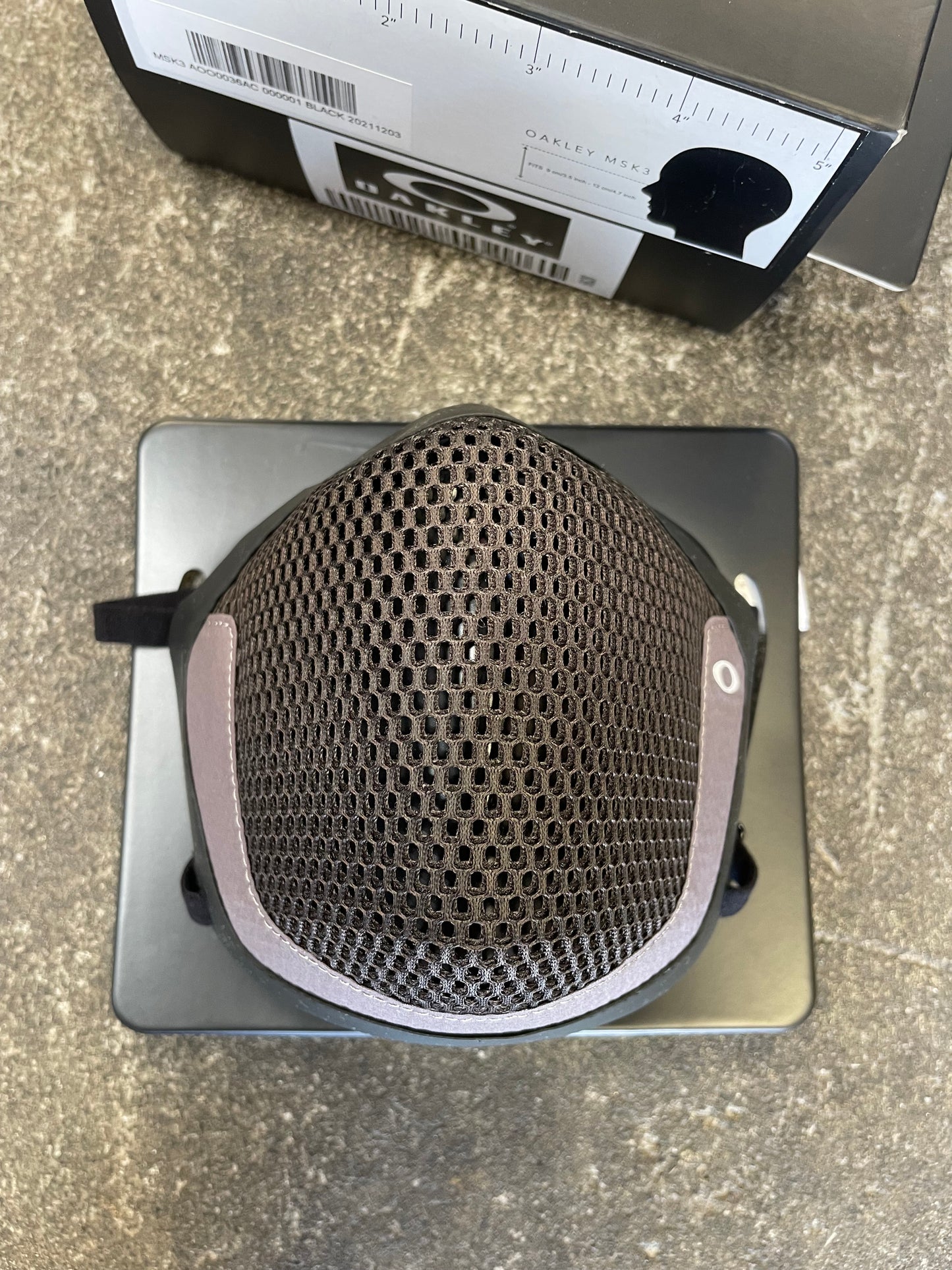 Oakley Msk3 Face Mask W/ 1 Disposable & 1 Reusable Filter