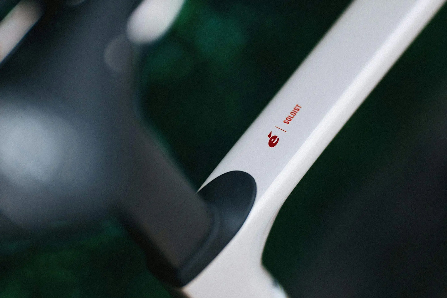 Cervelo Soloist Ultegra Di2 Road Bike - Dried Amaranth