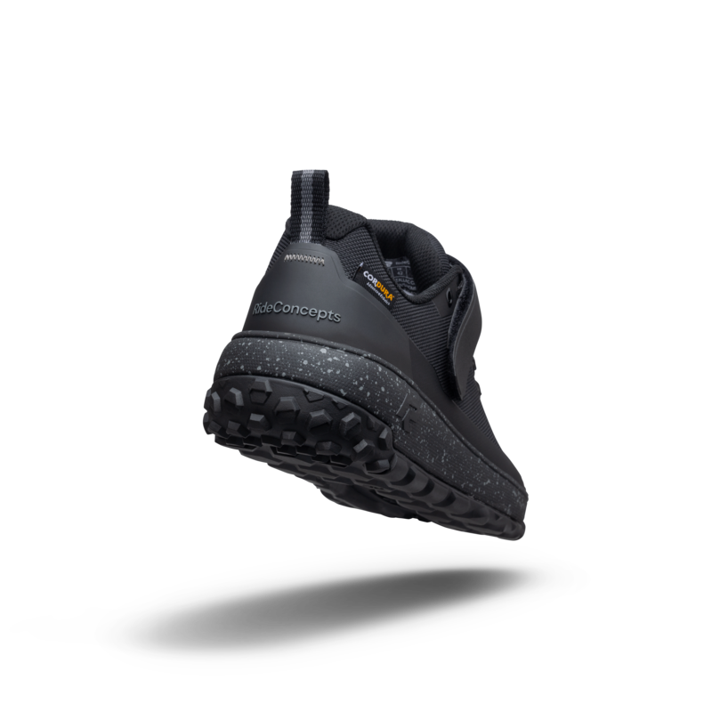 tallac-clip-blk-5