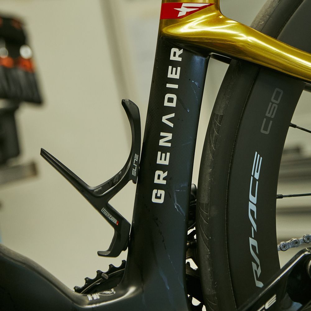 Elite Pb Leggero Carbon Cages