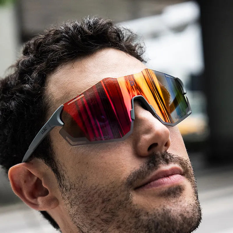 Ulac Neo Vue Otaku 18 Black / Champion Gold Photochromic