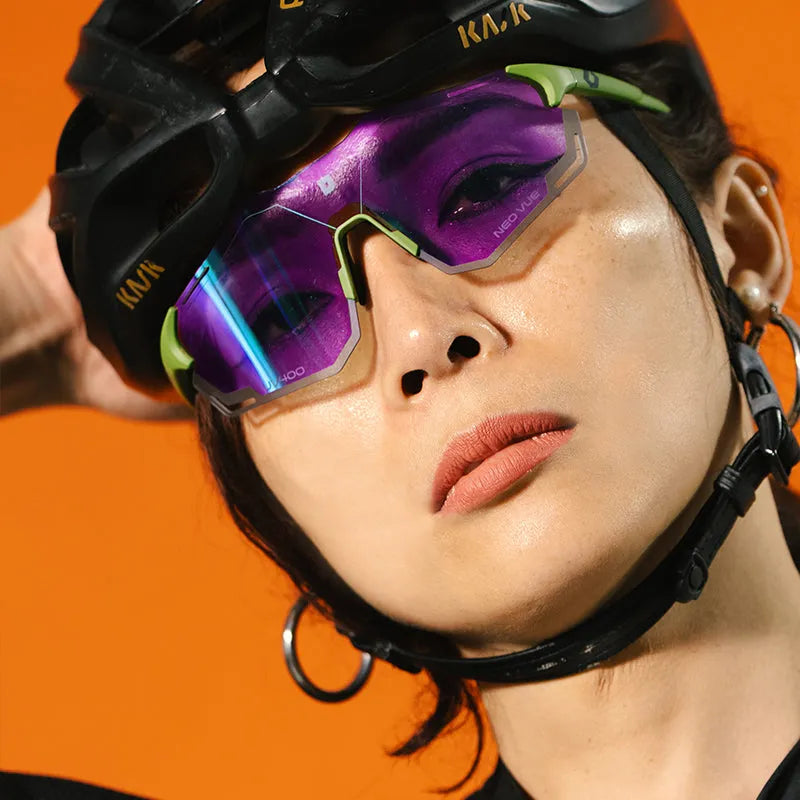 Ulac Neo Vue Otaku 18 Black / Champion Gold Photochromic